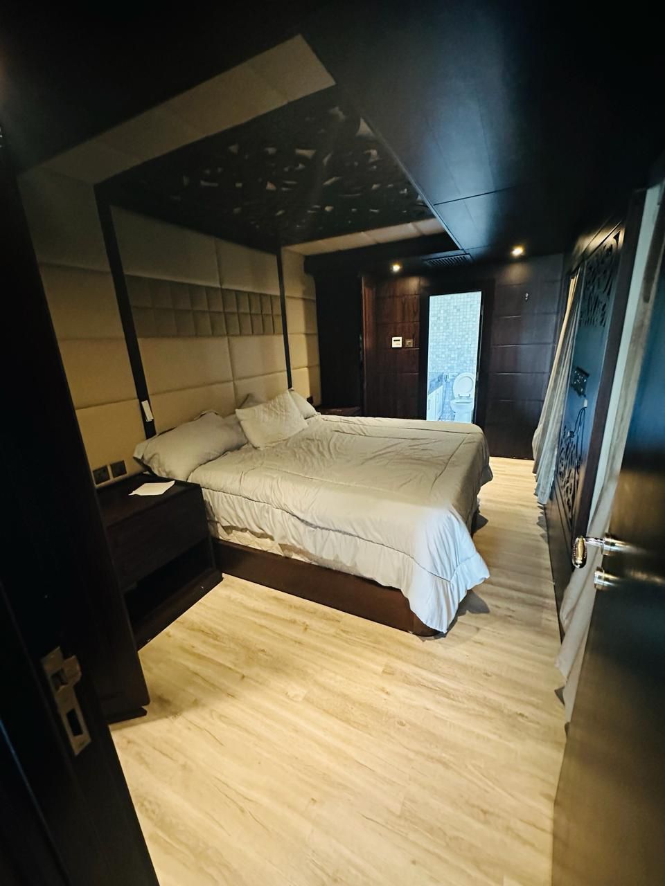 Memory House Boat 80 H