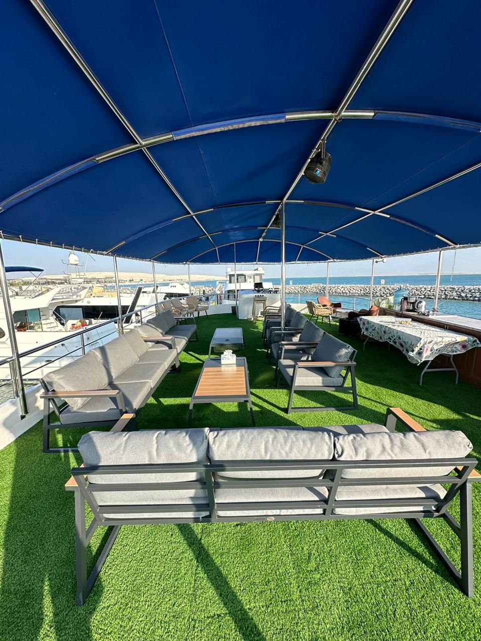 Memory House Boat 80 H